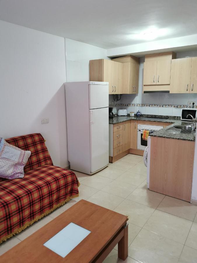 Hostal Residencia Celma Sant Carles De La Rapita Exterior photo